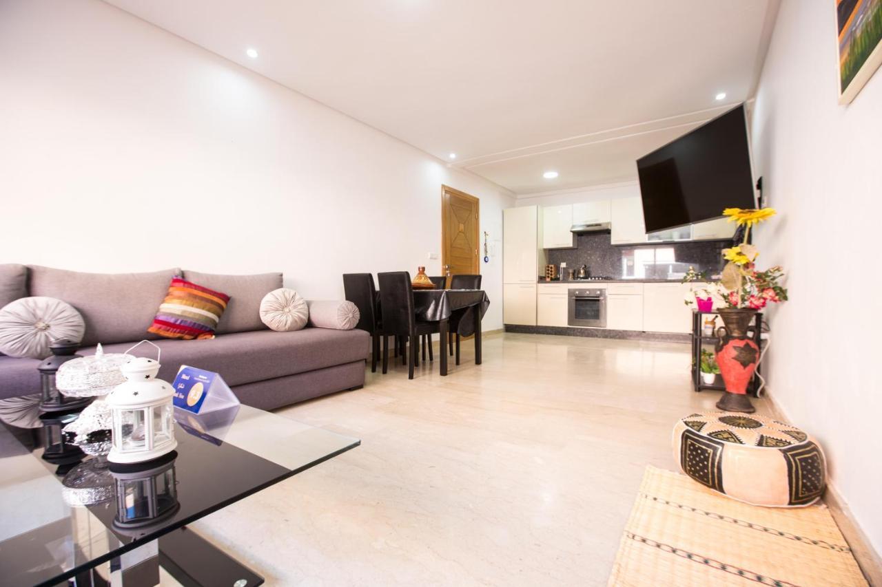 Luxury Beach Apartment - Romantic Weekend Getaway Agadir n'Ait Sa Exterior photo